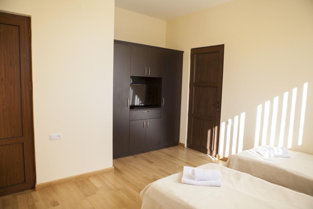 Daniel Boutique Hotel Erivan Dış mekan fotoğraf