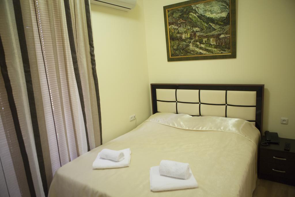Daniel Boutique Hotel Erivan Dış mekan fotoğraf