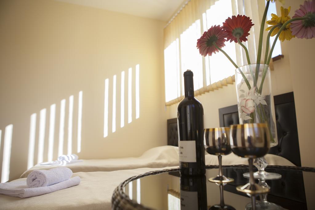 Daniel Boutique Hotel Erivan Dış mekan fotoğraf