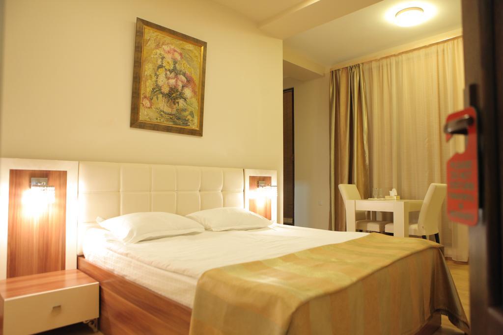 Daniel Boutique Hotel Erivan Dış mekan fotoğraf